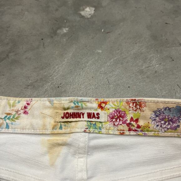 JOHNNY WAS Women's Cropped Baby Boot Jeans Fray Hem Off White Size 31 READ DESC - Picture 7 of 10